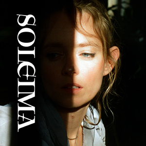 巨乳美女的裸体被操
