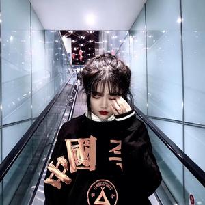 巨乳美女的裸体被操
